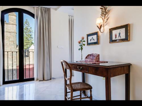 Suites Murillo Alcázar - image 3