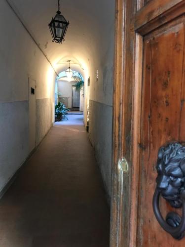 Central Pitti Studio Flat - image 10