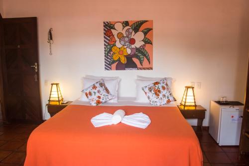 1 double bed, 1 twin bed