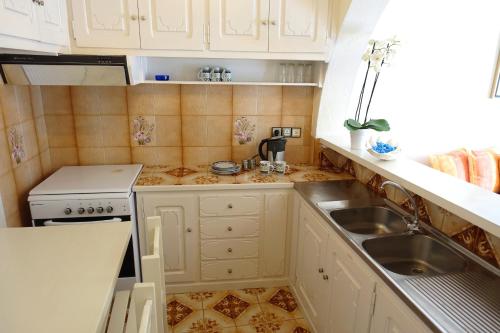 Le Coq Apartments - image 14