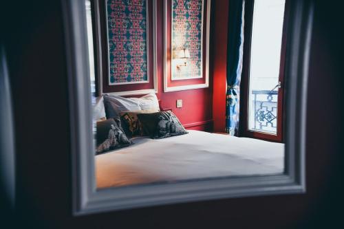 La Mondaine - image 2