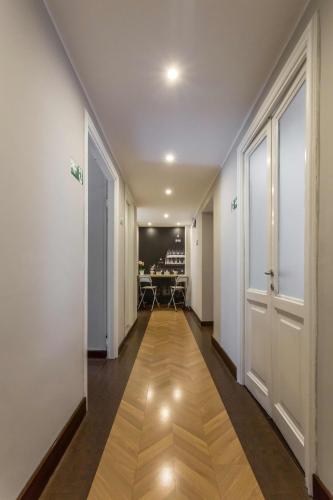 Stazione San Pietro 20 Apartment - image 3