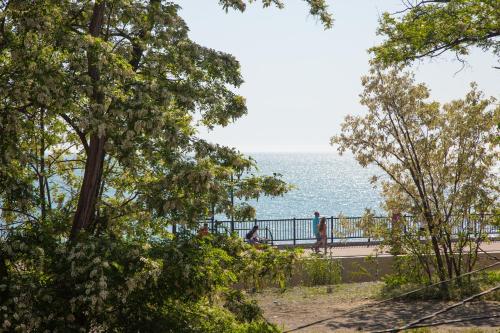Ev Roshel Hotel - image 8