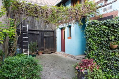 Ieeja, Gîte - Logement rénové dans ferme alsacienne (Gite - Logement renove dans ferme alsacienne) in Truchtersheim