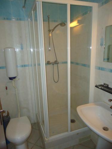 Hotel des Belges - image 2
