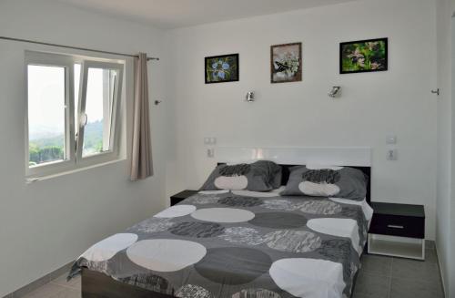 B&B On The Rocks – Split, MD