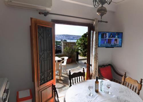 Ekavi Apartments - main image