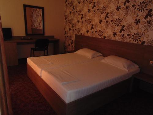 Hotel Holiday – Eforie Nord, CA
