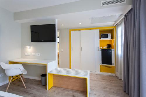 142813383 Vanilla Garden Boutique Hotel - Adults Only