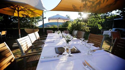 Aed, Hotel Restaurant Sole E Monti in Quenza