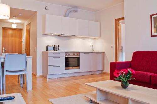 Solar Apartments - Foorum Centre - image 6