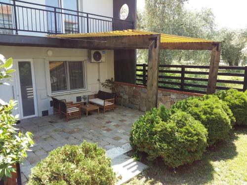 Mirador Apartments