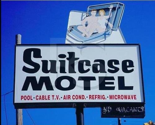 Suitcase Motel & Travel - 편의 시설/서비스