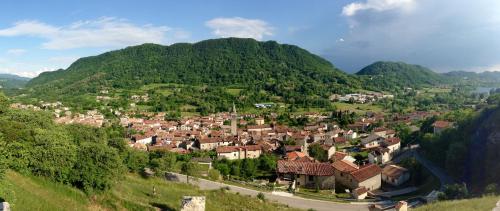 Il Borgo dei Laghi