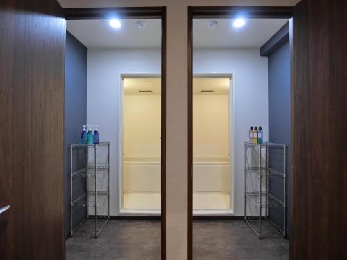 Capsule Hotel Manyudo Kyoto