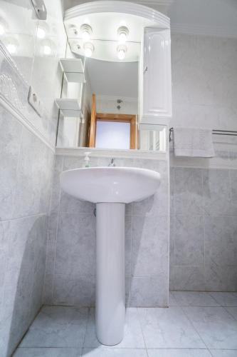 Apartamentos Manuel Martin - image 9