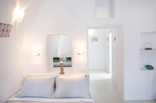 Deluxe Suite with Sunset View image 5