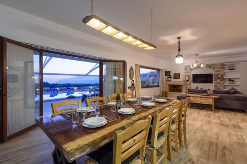 Zeus & Dione Luxury Villa gîte à louer Lagolío