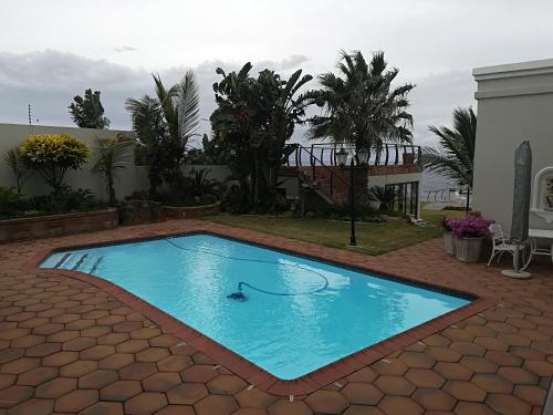 Swimming pool, Ocean Hideaway Bed and Breakfast in Isipingo