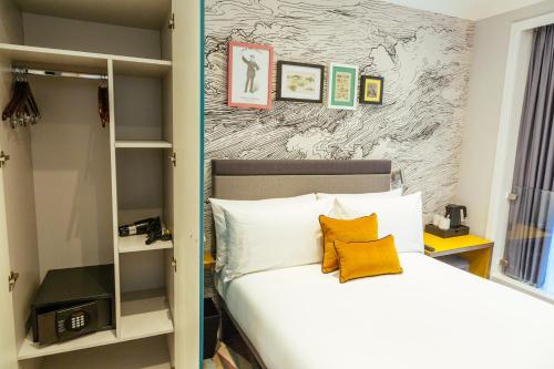 Oliver Plaza Hotel - image 4