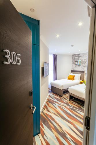 Oliver Plaza Hotel - image 14