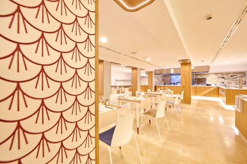 MLL Mediterranean Bay - Adults Only - image 4