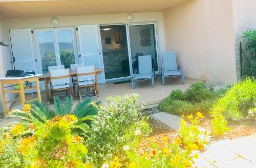 Appartement une chambre avec jardin dans residence avec piscine - Location saisonnière - Propriano