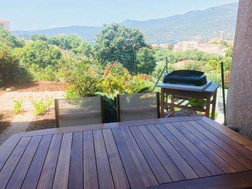 Appartement une chambre avec jardin dans residence avec piscine