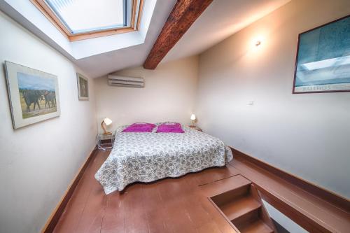 Maison de Fogasses : Luxury Apartments - image 2