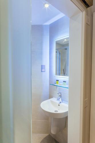 Oliver Plaza Hotel, Лондон (фото 6)
