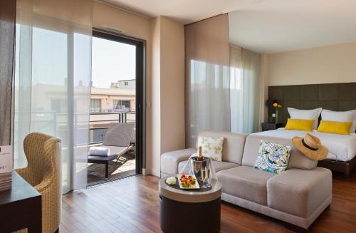 Nehô Suites Cannes Croisette (Neho Suites Cannes Croisette) in Croisette