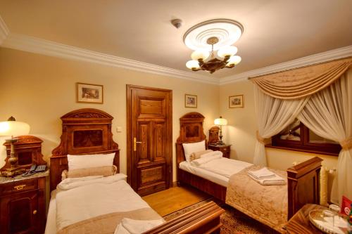Pałac Tłokinia - image 9