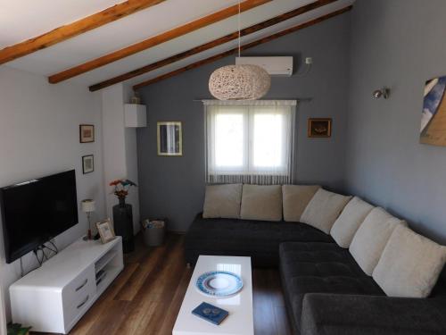  Apartment Marcela in Maslinica