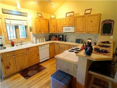 Saddle Creek 1755 - image 6