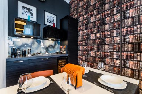  BpR True Colors of Art Apartment in Budapest
