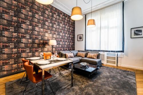  BpR True Colors of Art Apartment in Budapest