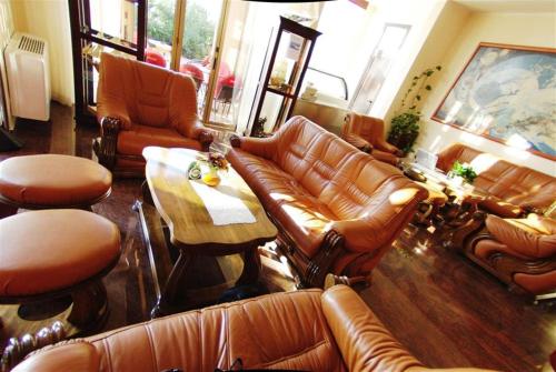 Фойє, Hotel Miramare in Малінска