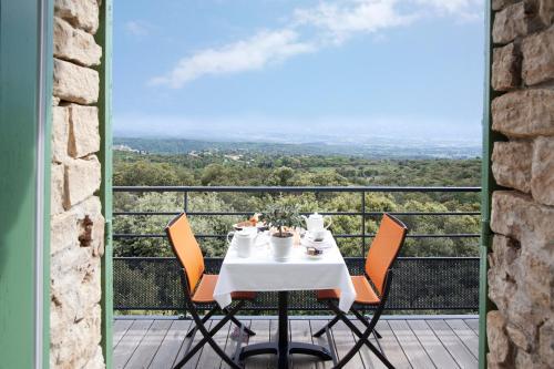 ระเบียง/ชานเรือน, โรงแรม เล โบรี แอนด์ สปา (Hotel Les Bories & Spa) in กอร์ด