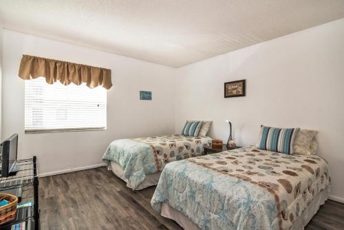 Intercoastal Beach Suite