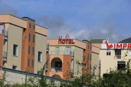 I Rocchi Hotel - image 12