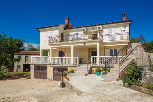 Vista exterior, Apartment Annie in Krk Island