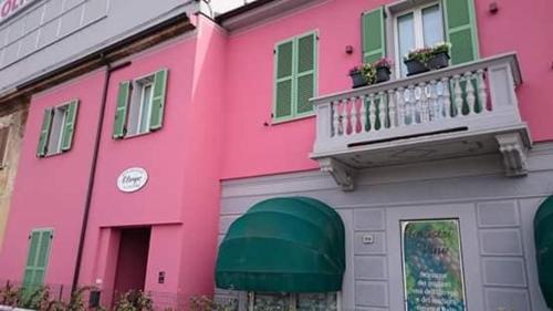 Bed & Breakfast Oltrepo - Accommodation - Casteggio