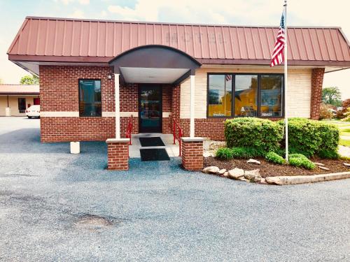 . Hampton Inn (not a Hilton Affiliate) Camp Hill - Harrisburg SW
