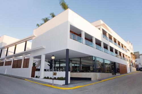 Hotel y Apartamentos Conilsol - image 14