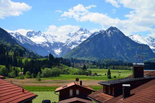 Familien- und Wellnesshotel Landhaus Viktoria 34m von Rubi entfernt