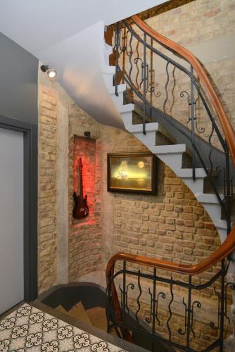 Pera Luna Residence - image 5