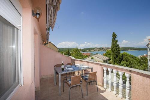  Apartment Soline 5449b in 51514 Dobrinj