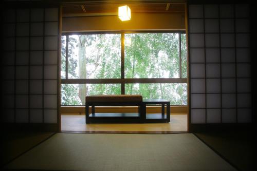 Japanese-Style Tatami Room with with Beds Private Open-Air Bath 