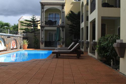 泳池, 納瑪達別墅 (Villa Narmada) in 格蘭貝伊