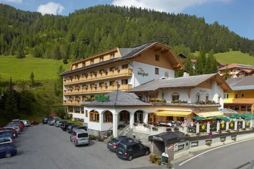 Hotel Berghof in Innerkrems, Österreich